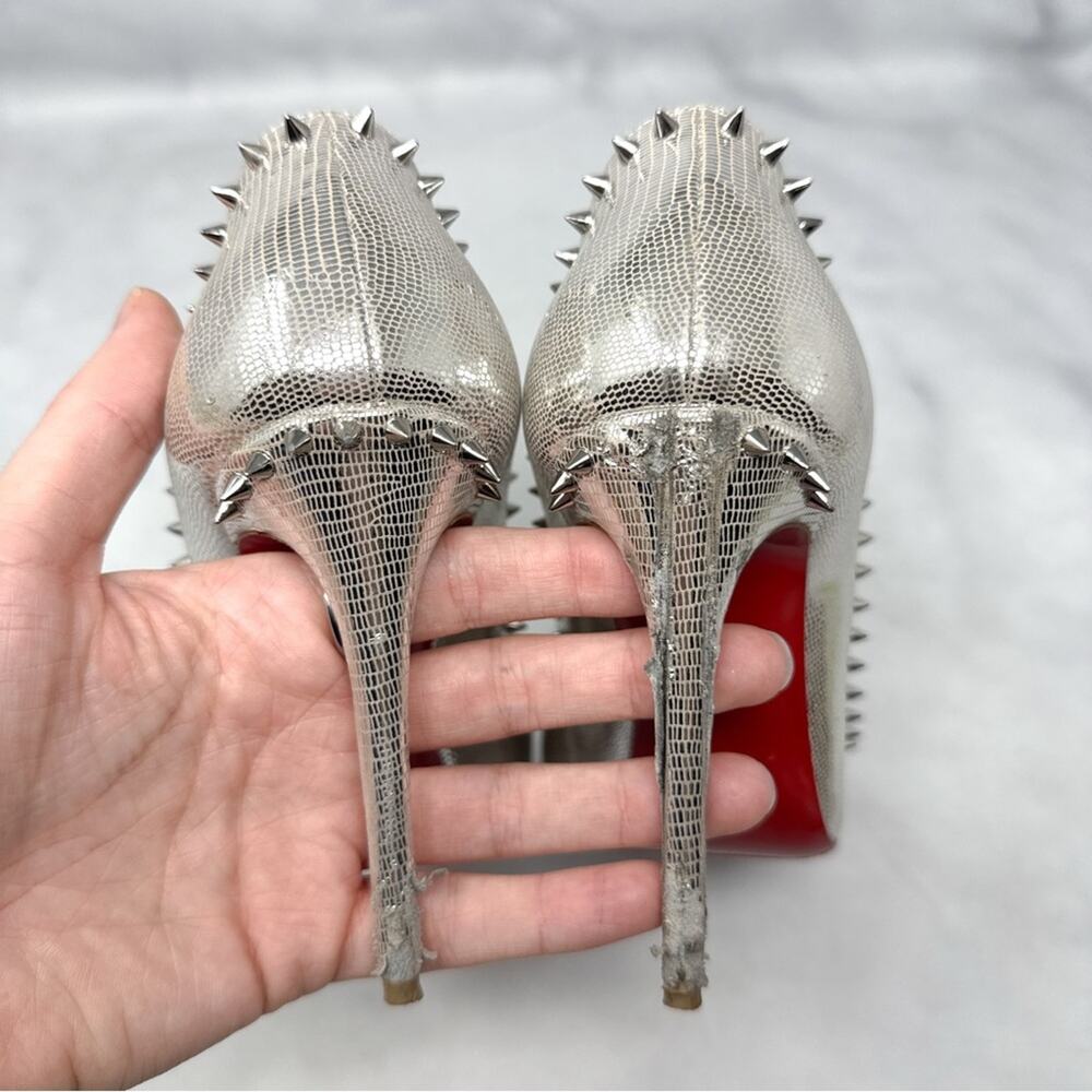 Christian Louboutin Anjalina 100 Spike Stud Trim Chrome Pointed Toe Pumps Heels - Picture 6 of 13
